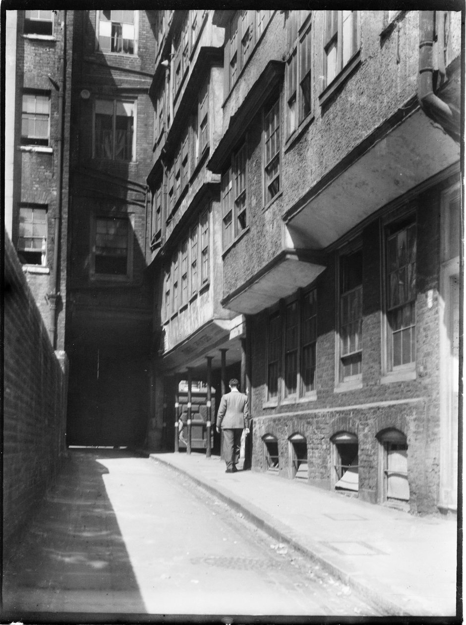 伦敦市中殿巷，大伦敦管理局，1930年代。 作者 查尔斯·威廉·普里克特